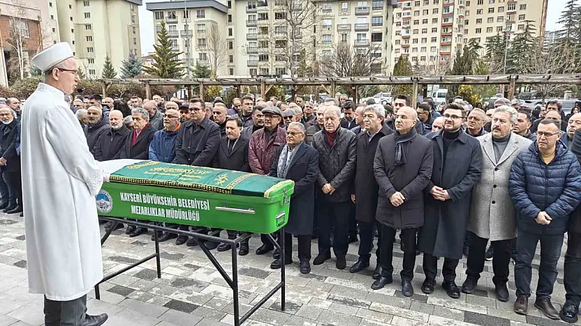 Başkan Büyükkılıç'ın kayınvalidesi toprağa verildi