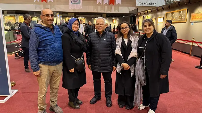 Başkan Büyükkılıç, Kutsal Emanetler Sergisi'nde Kayserililerle bir araya geldi