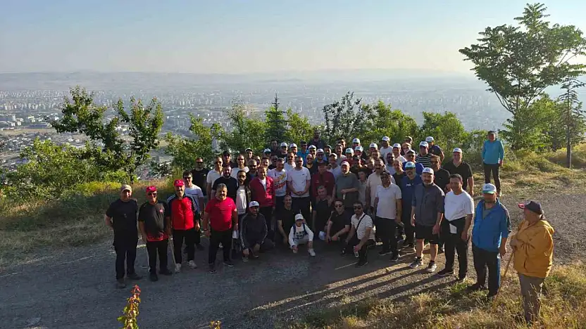 Başkan Büyükkılıç, Otobüs İşletme Müdürlüğü personeliyle yürüyüş yaptı