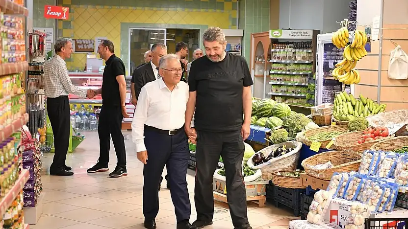 Başkan Büyükkılıç, Talas esnafını gezdi