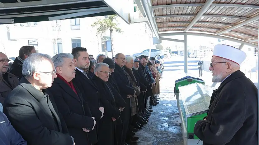 Başkan Büyükkılıç'tan Hacılar'da gönüllere dokunan ziyaret