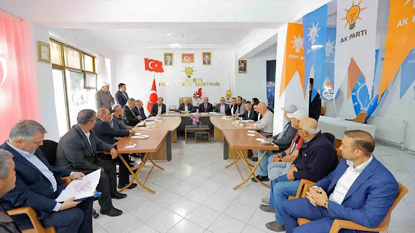 Başkan Büyükkılıç'tan üç ilçede saha mesaisi: Muhtarların taleplerini yerinde dinledi