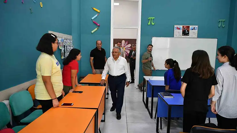Başkan Büyükkılıç'tan yaz okulu ziyareti