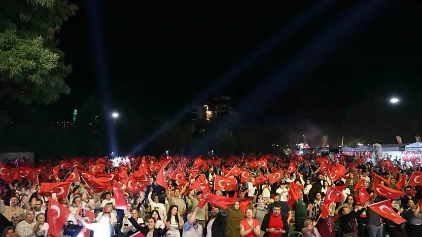 Başkan Çolakbayrakdar: '38 günlük organizasyonu belediye bütçesinden tek kuruş harcamadan gerçekleştirdik'