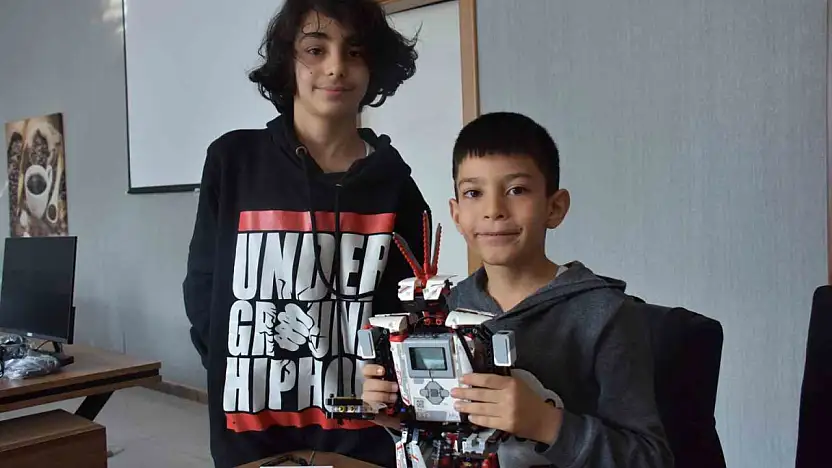 Başkan Çolakbayrakdar, 'Bilim ve teknolojiyle güçlü Türkiye'yi inşa ediyoruz'