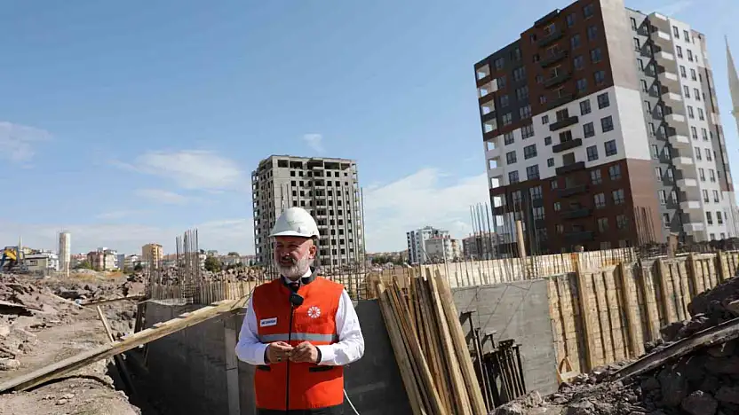 Başkan Çolakbayrakdar: 'Kentsel dönüşümle ilçeye yeni bir hüviyet kazandırıyoruz'