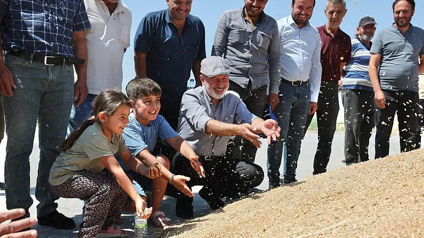 Başkan Çolakbayrakdar: 'Kırsala yatırım, ülkenin geleceğine yatırımdır'