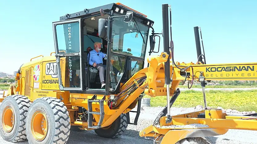 Başkan Çolakbayrakdar: 'Yerli ve milli asfalt tesisimizle üretimde zirveye, hizmette rekorlara ulaşıyoruz'