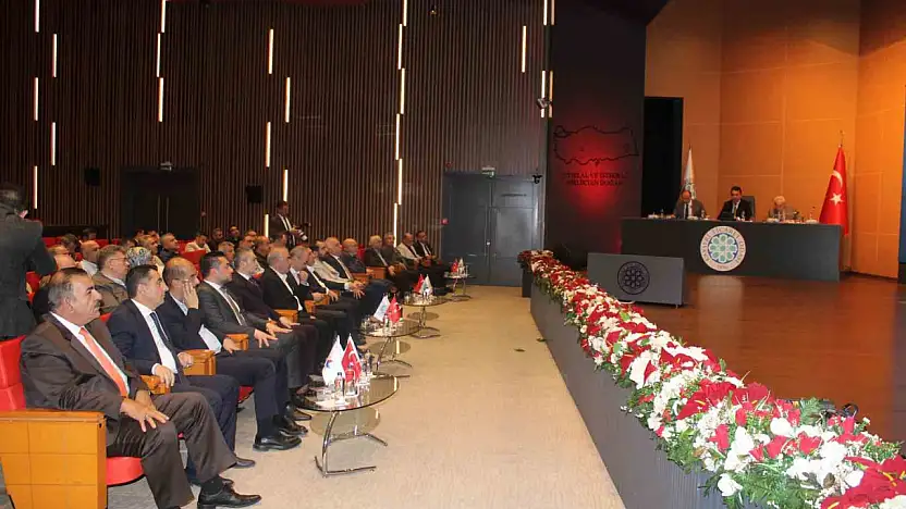 Başkan Gülsoy: 'Dünya ekonomisindeki bu devasa dalgalanmalar ülkemizi ve her bir sanayicimizi etkiliyor'