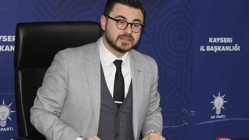 Başkan Okandan: 'Kocasinan Bulvarı isminin Elitaş Bulvarı olarak değiştirilmesi kararını Mustafa Elitaş kabul etmedi'