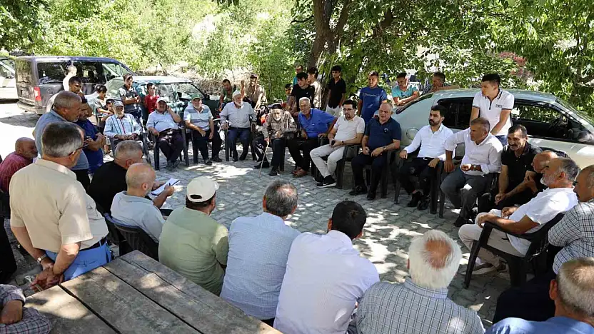 Başkan Öztürk Burhaniye, Balcıçakırı, Çavdaruşağı ve Çubukharmanı mahallelerinde vatandaşlarla buluştu