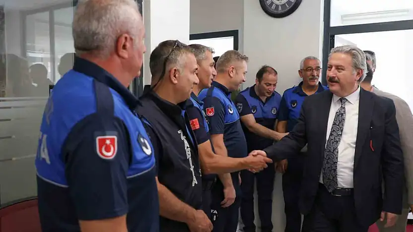 Başkan Palancıoğlu personel ile bayramlaştı