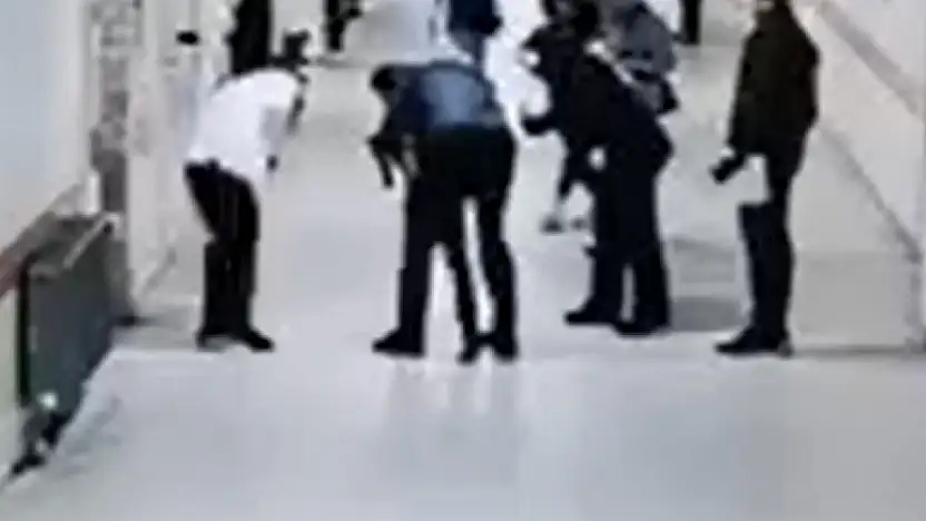 Boğazına cisim kaçan öğrenciyi, öğretmen Heimlich manevrasıyla kurtardı