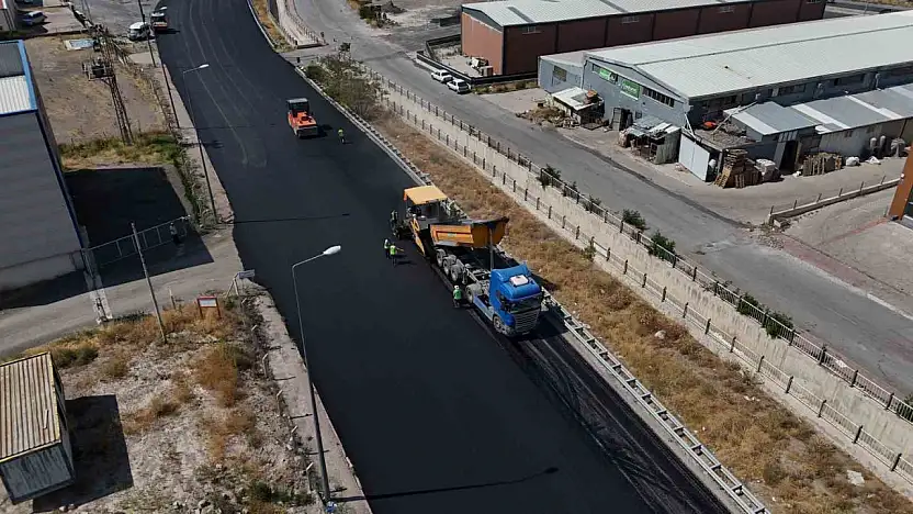 Büyükşehir'den Sazyolu Caddesi'nde 35 milyon TL'lik asfalt çalışması