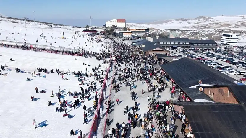 Erciyes'in ekonomiye katkısı yıllık 200 milyon Euro