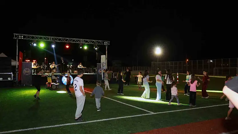 Grup Şantiye'den Başakpınar'da müzik şöleni