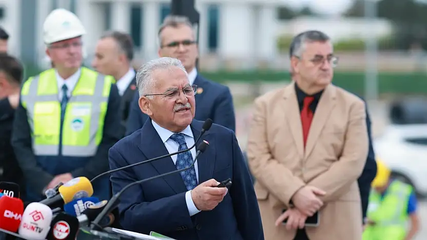 Kartal Katlı Kavşağı ve Bağlantı Yolları Projesi'nin yüzde 17'si tamamlandı