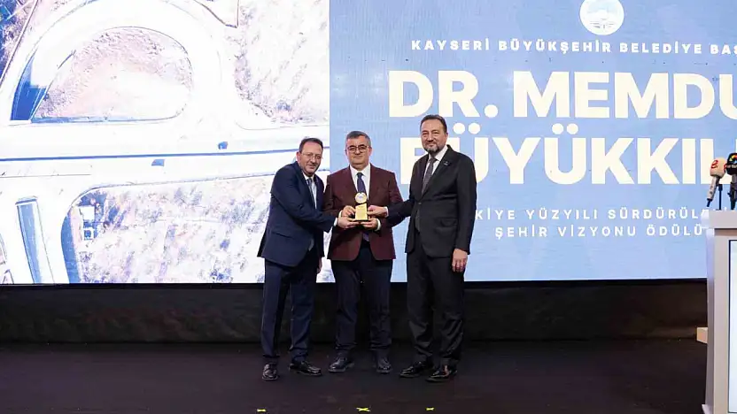 Kayseri Büyükşehir, 2025'i ödüllerle taçlandırdı
