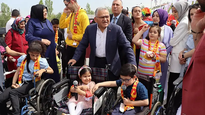 Kayseri Büyükşehir'den güvenli ve engelsiz hizmetler