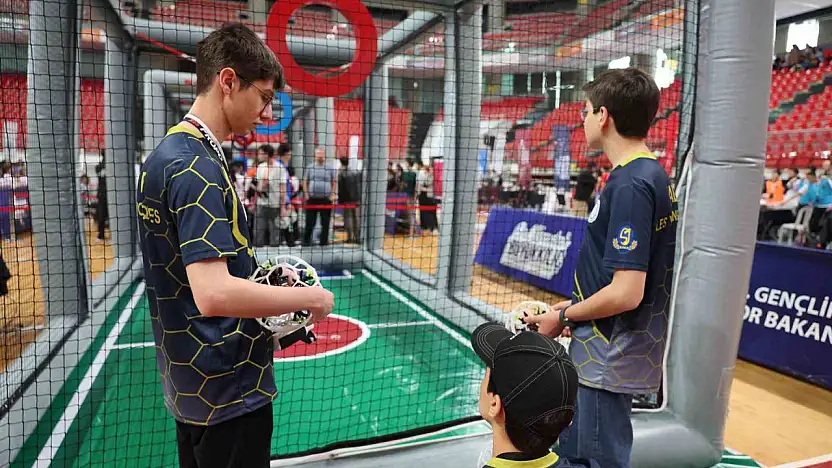 Kayseri Büyükşehir, Drone Soccer Türkiye Şampiyonası'na ev sahipliği yaptı