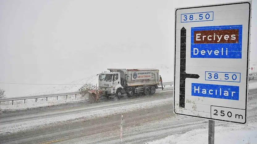 Kayseri'de 137 mahalle yolu kapalı