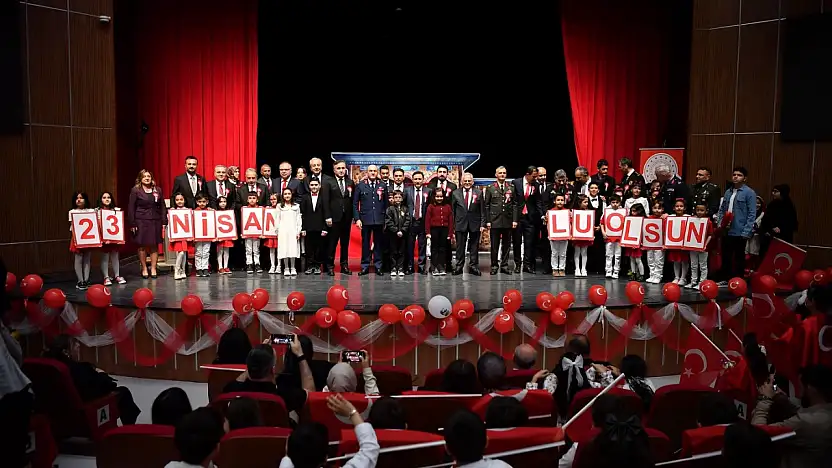 Kayseri'de 23 Nisan coşkuyla kutlandı