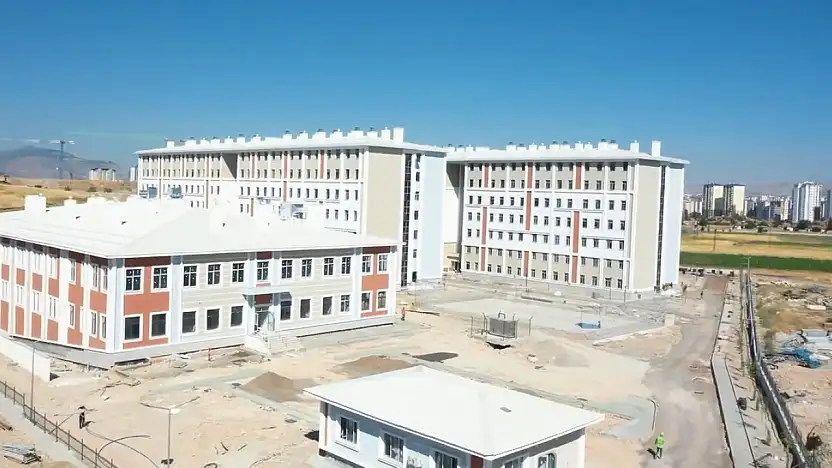 Kayseri'de 3 bin kişilik öğrenci yurdu inşaatı tamamlandı