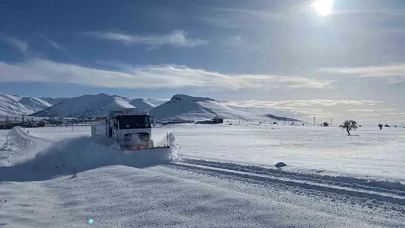 Kayseri'de 333 yol ulaşıma açıldı