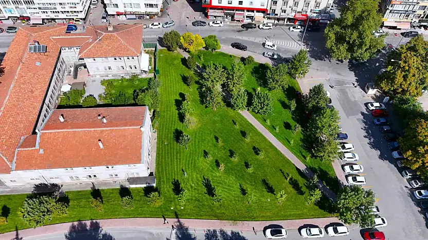 Kayseri'de çim biçme ve çevre düzenleme seferberliği