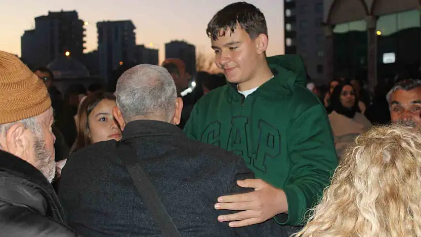 Kayseri'de hac kafilesi kutsal topraklara dualarla uğurlandı