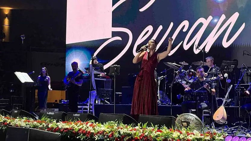 Kayseri'de Sevcan Orhan rüzgarı esti