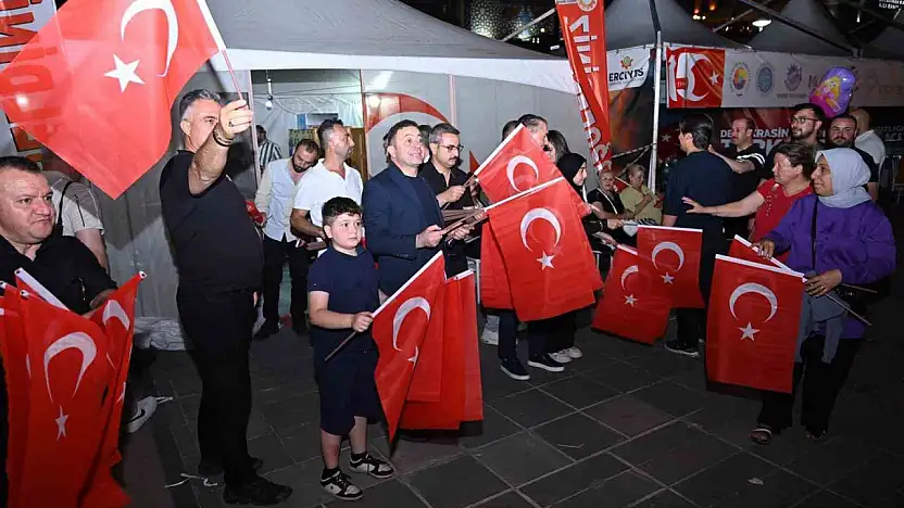 Kayseri OSB, 15 Temmuz Demokrasi ve Milli Birlik Günü'nde meydandaki yerini aldı
