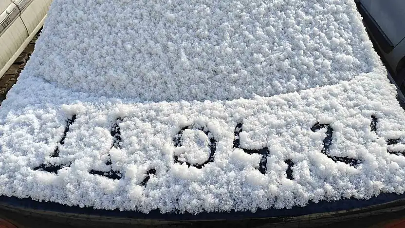 Kayseri'ye Nisan ayında kar yağdı