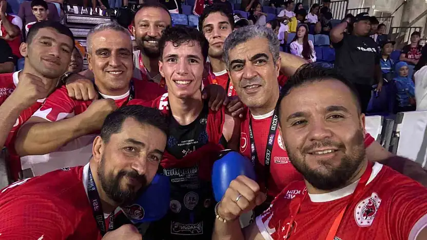 Kayserili Muaythai sporcularından dünya arenasında büyük zafer