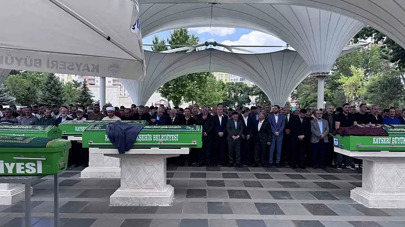 Mehmet Arar'ın babası toprağa verildi