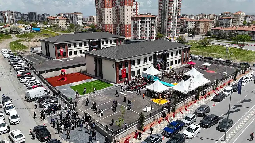 Melikgazi Belediyesi Kazım Karabekir İlkokulu ve Ortaokulu açıldı