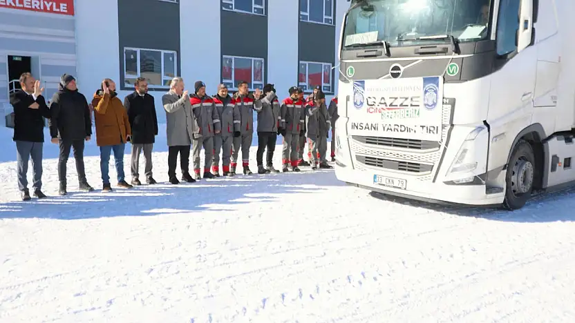 Melikgazi'nin yardım tırı dualarla Gazze'ye uğurlandı