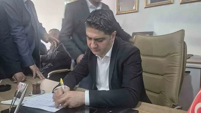 MHP'li Özdemir'den Sarız'a bayram hediyesi