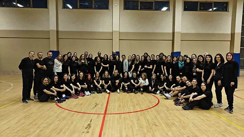 Öğretmen öğretmenlere ders verdi, Türkiye'de ilki gerçekleştirdi