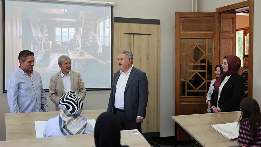 Sanat Melikgazi'nin başarısı gururlandırdı