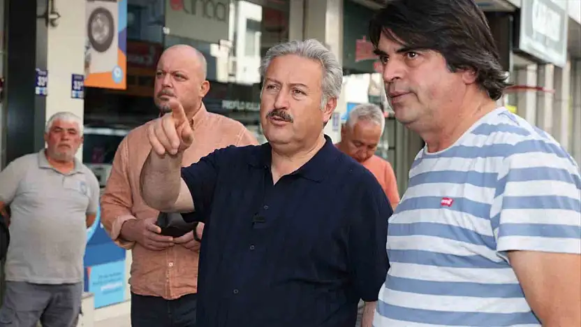 Şehrin merkezindeki caddelerin yaya yolları yenileniyor