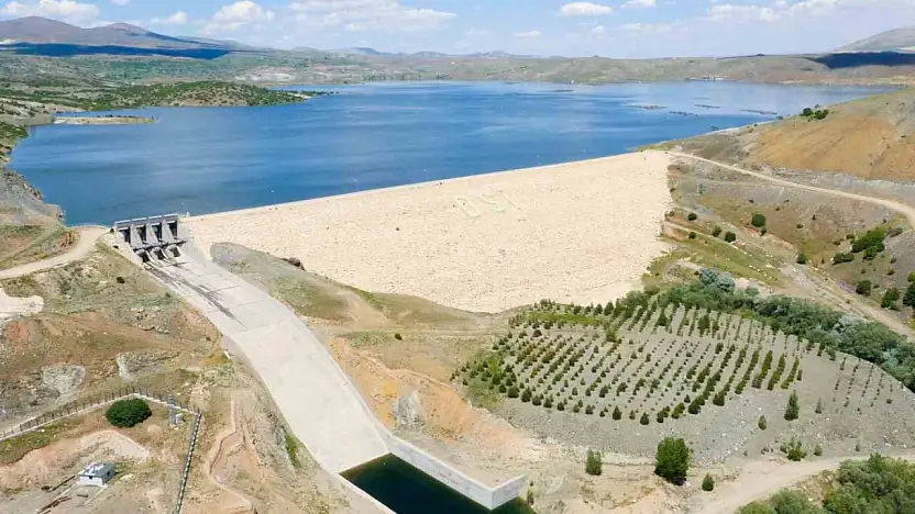 Son 23 yılda Kayseri'de suyun bereketi toprakla buluştu