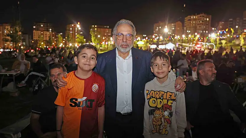 Talas'ta 'Asırlık Gece' finali açık havada izlendi