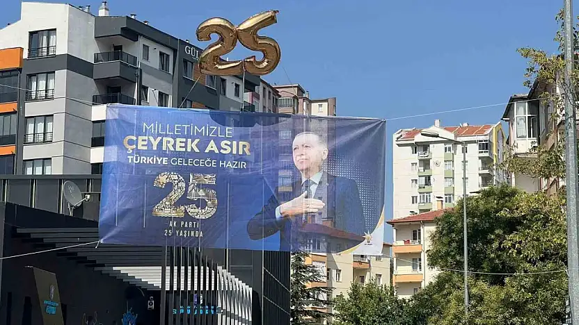 Talas'ta AK Parti'nin 25. Yıldönümü'nde coşkulu kutlama