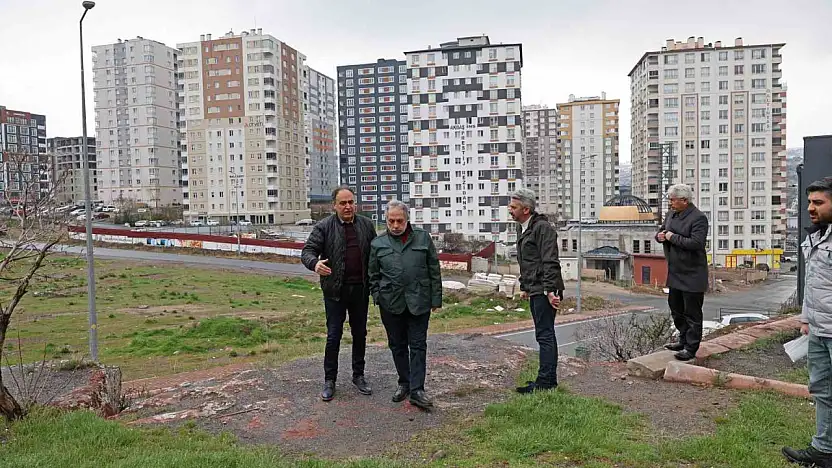 Talas'ta hafta sonu mesaisi: Yeni park ve otopark alanları incelendi