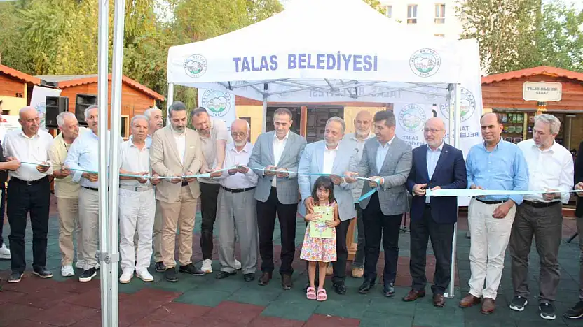 Talas'ta Sahaflar Çarşısı açıldı