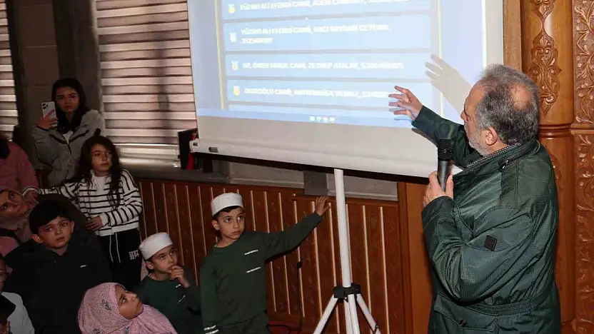 Talas'ta teravihte buluştular, sürprizlerle tanıştılar