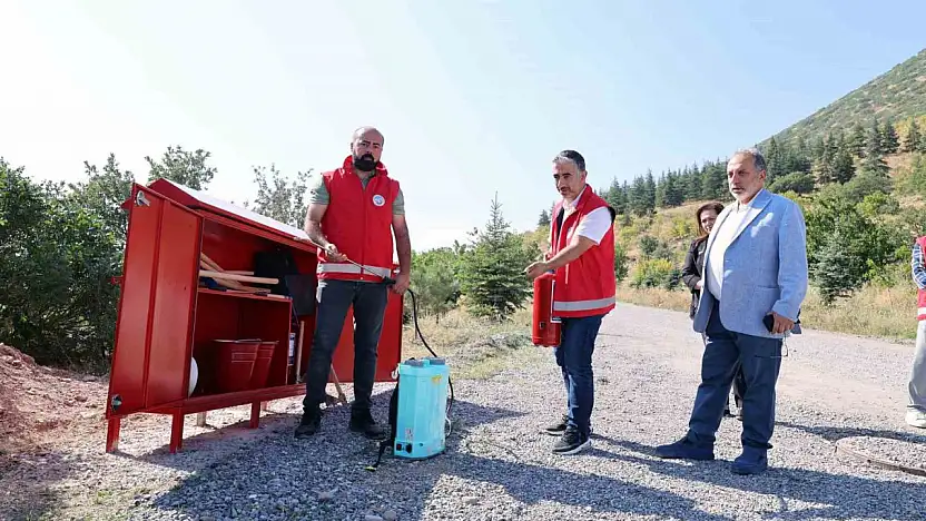 Talas'ta yangına karşı 'yangın kalkanı'