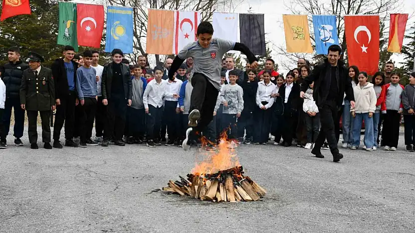 Tomarza'da Nevruz Bayramı coşkuyla kutlandı