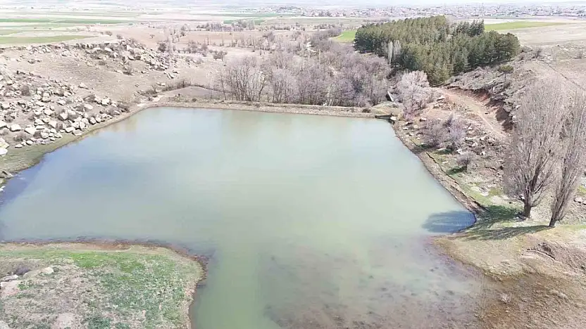 Tomarza'da yağışlar barajları doldurdu, çiftçinin yüzü güldü